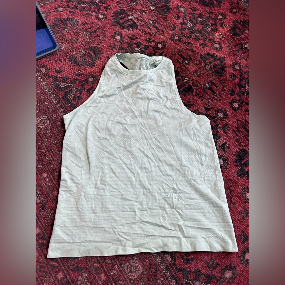 Lululemon tank top